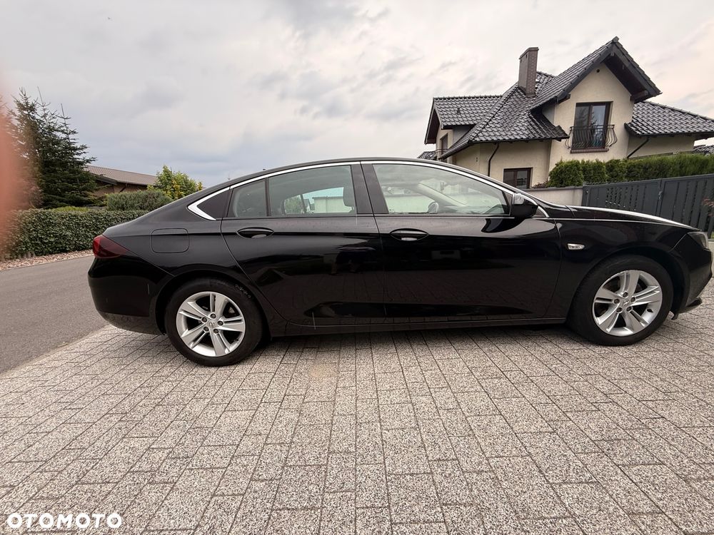 Opel Insignia 1.5 T Enjoy S&S - 9