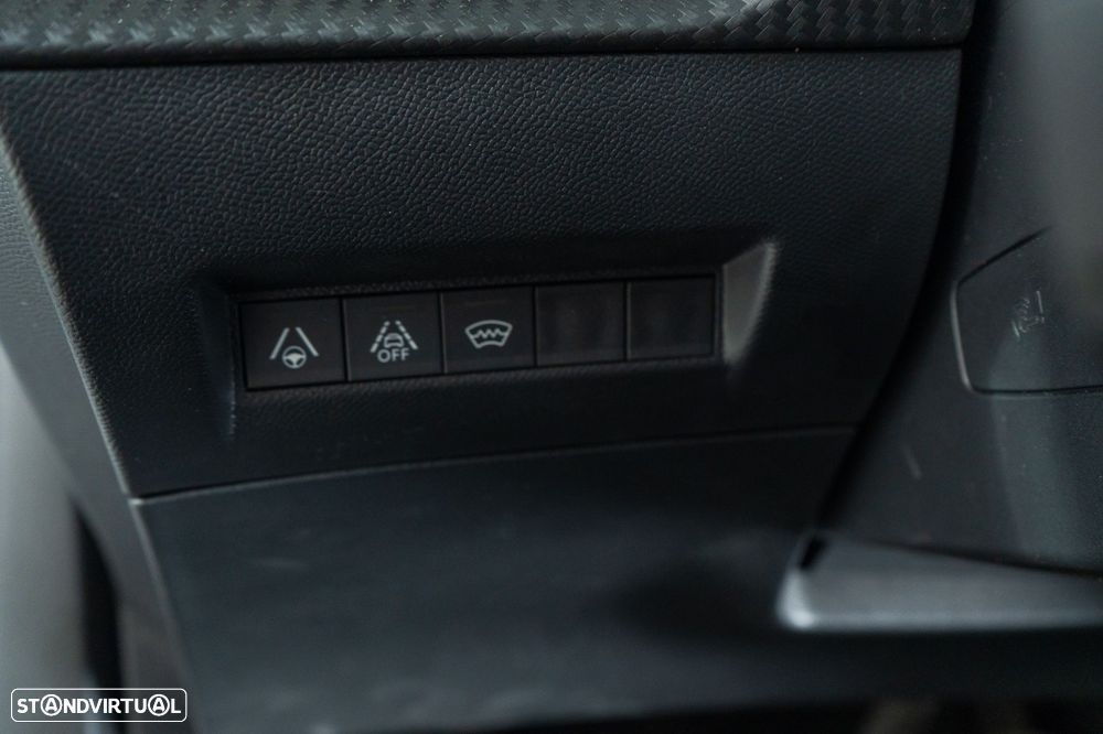 Peugeot e-2008 50 kWh GT Pack - 21