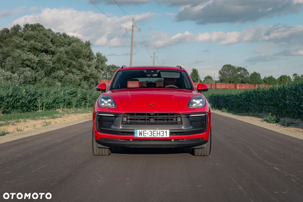 Porsche Macan T - 11
