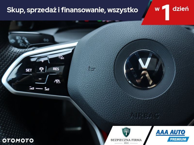 Volkswagen Golf - 18