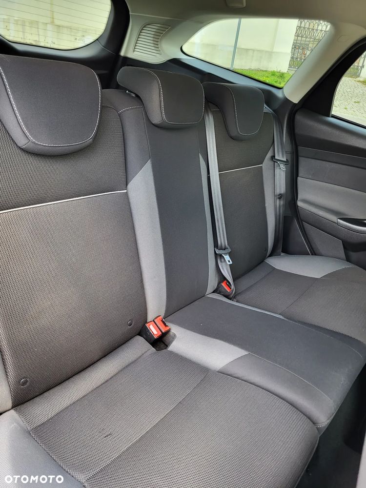 Ford Focus Turnier 1.0 EcoBoost Start-Stopp-System Trend - 18