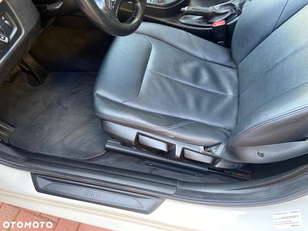 BMW 3GT 318d Business Edition - 15