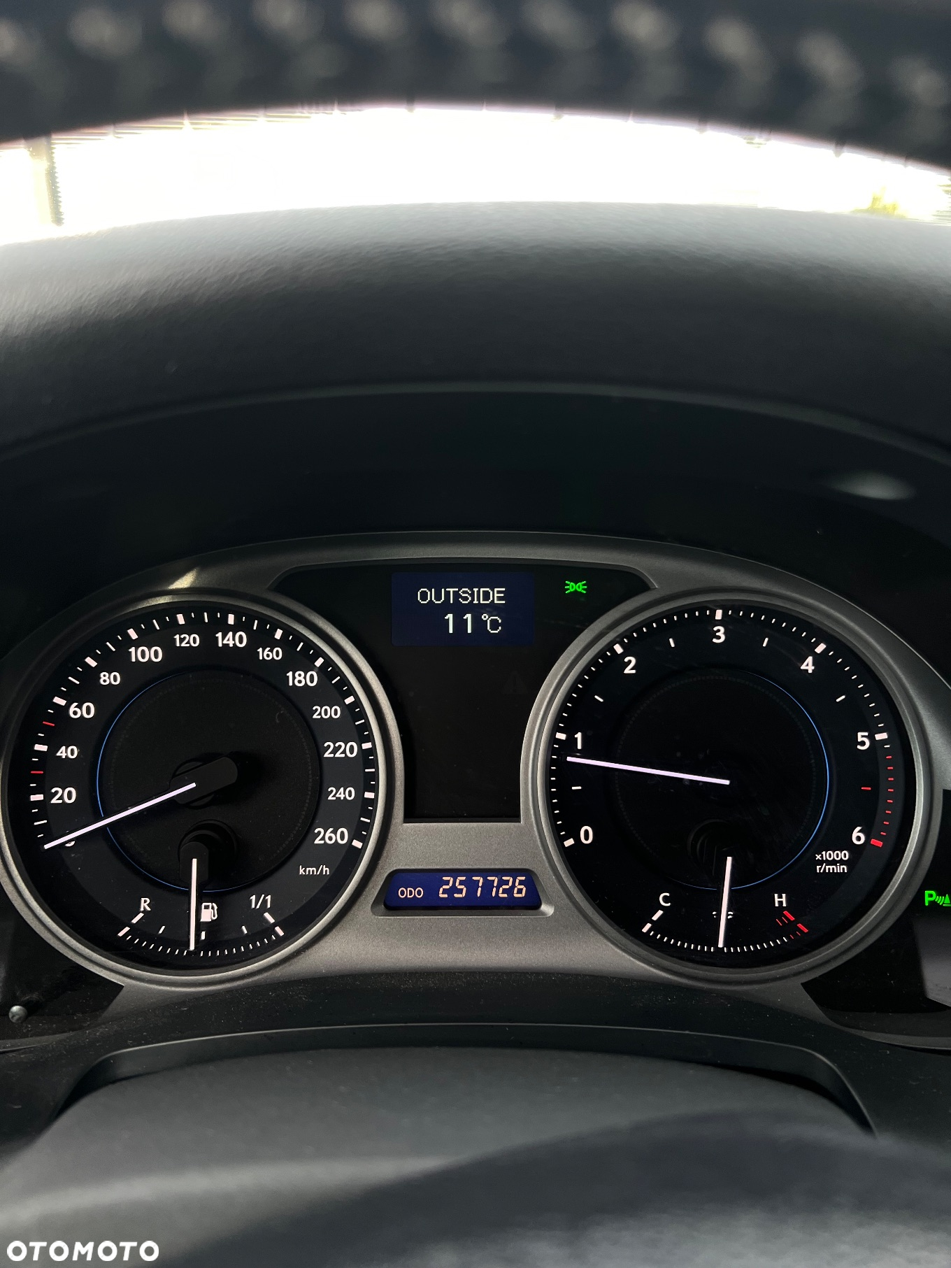 Lexus IS 220 D Prestige - 9