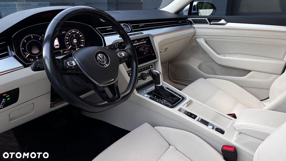 Volkswagen Passat 2.0 TDI SCR (BlueMotion Technology) DSG Comfortline - 21
