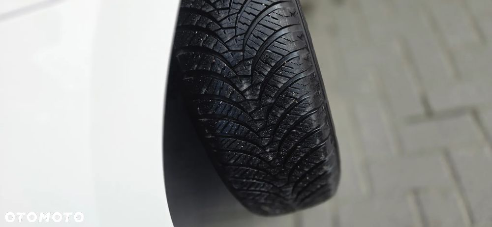 Hyundai ix35 2.0 2WD Comfort - 24