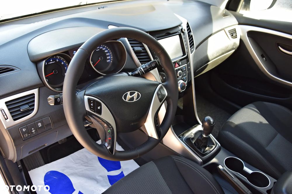 Hyundai i30 - 29