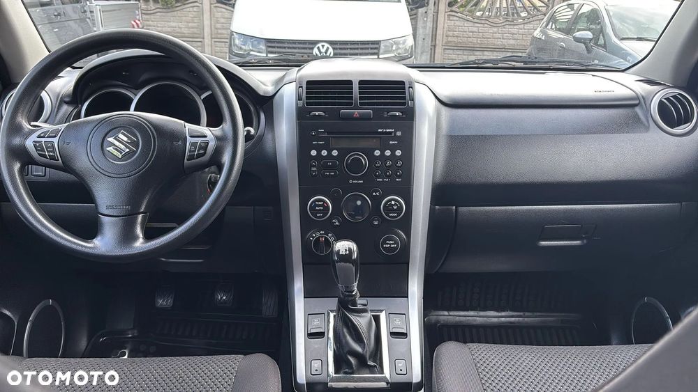 Suzuki Grand Vitara 1.9 DDiS Comfort DPF - 24