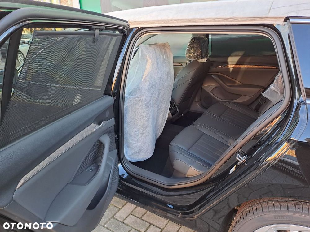 Skoda Superb 2.0 TDI SCR 4x4 L&K DSG - 6