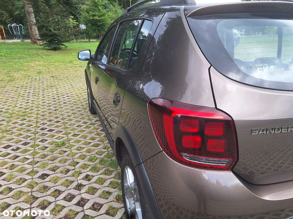 Dacia Sandero Stepway TCe 90 Prestige - 15