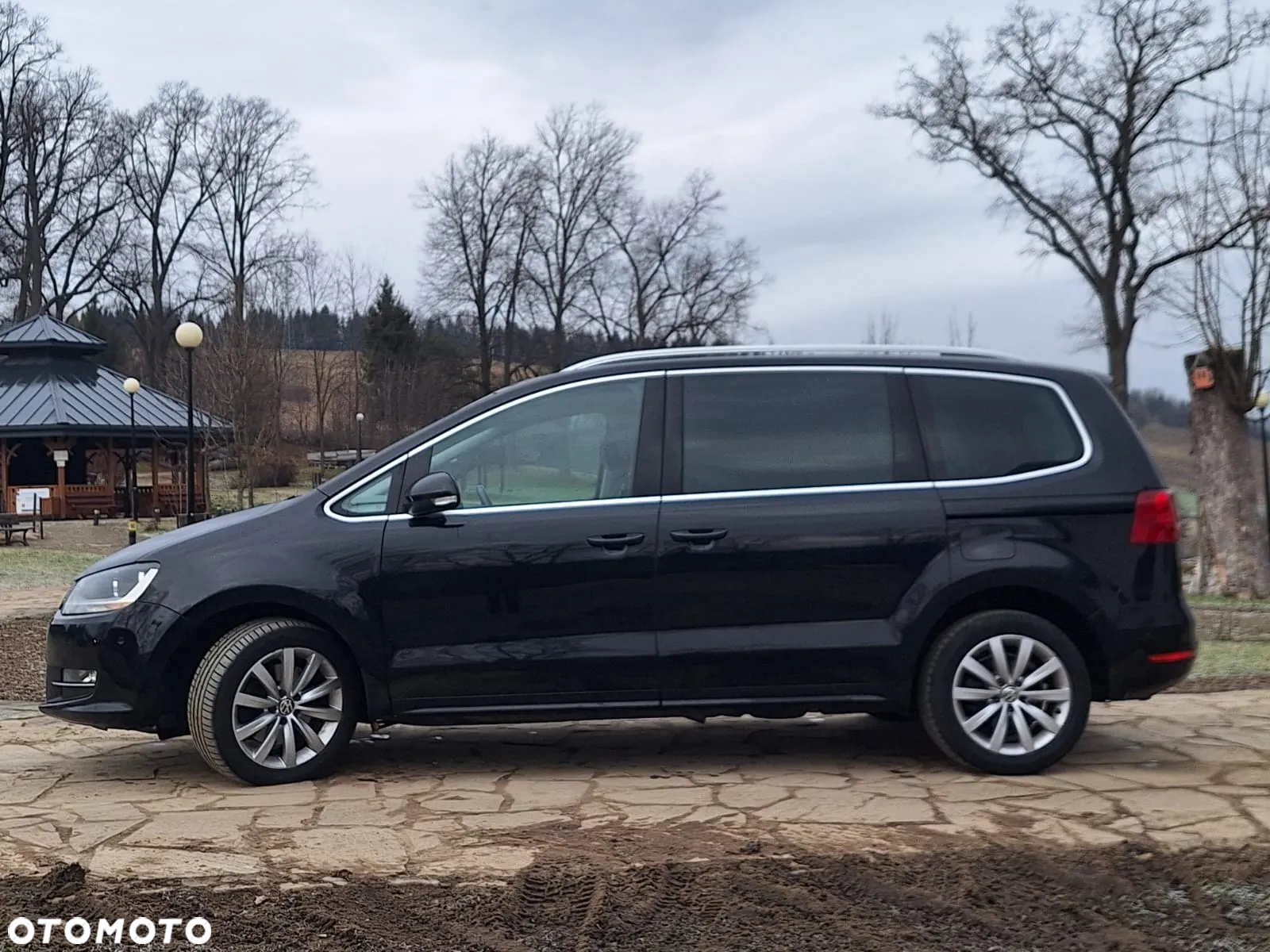 Volkswagen Sharan 2.0 TDI Highline DSG - 3