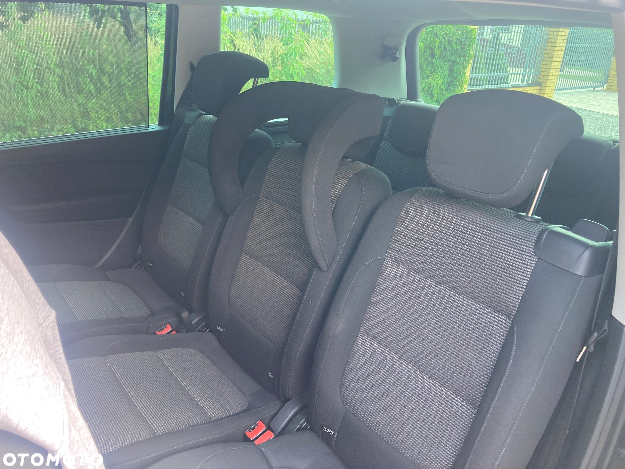 Volkswagen Sharan 2.0 TDI DSG BlueMotion Technology Comfortline - 8