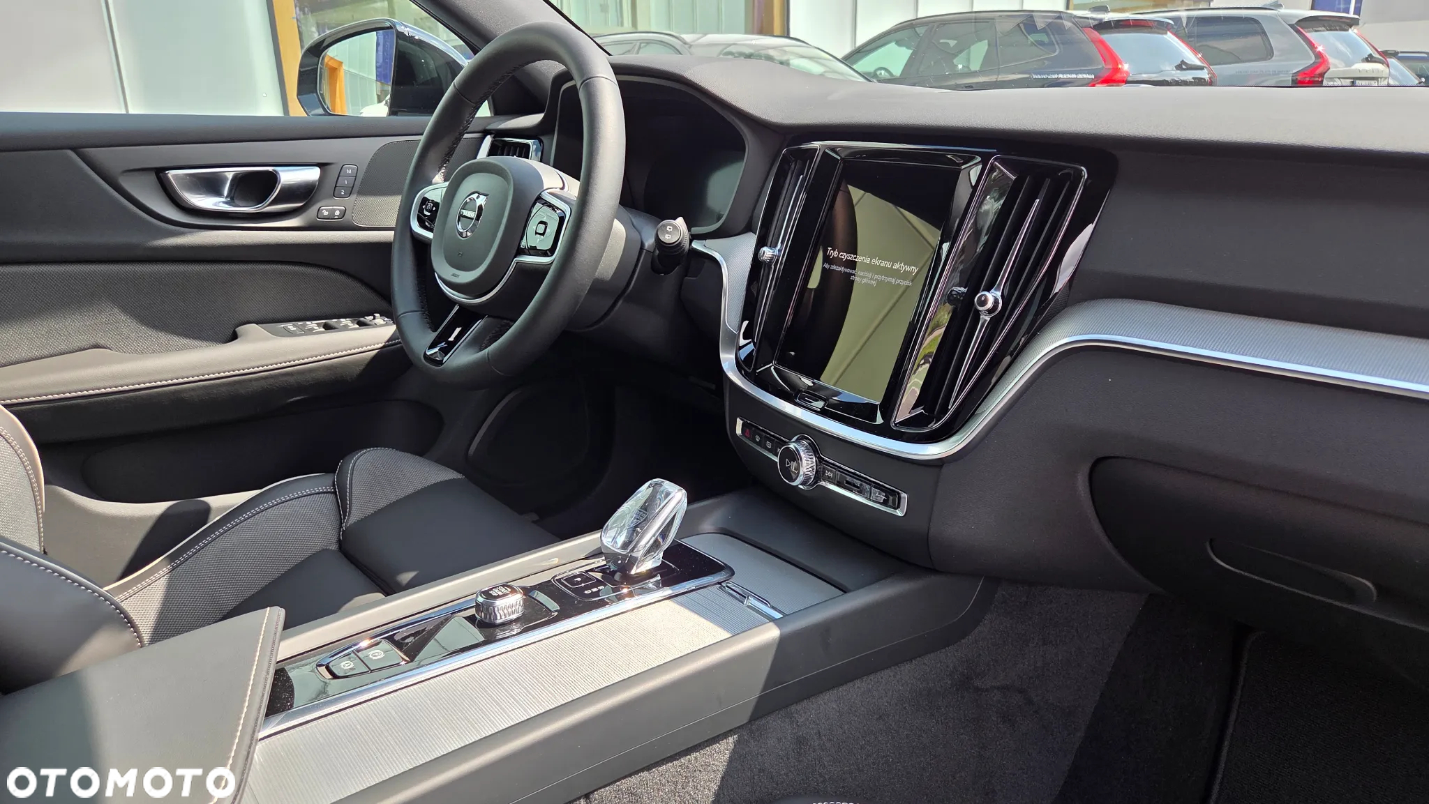 Volvo V60 B4 B Plus Dark - 12
