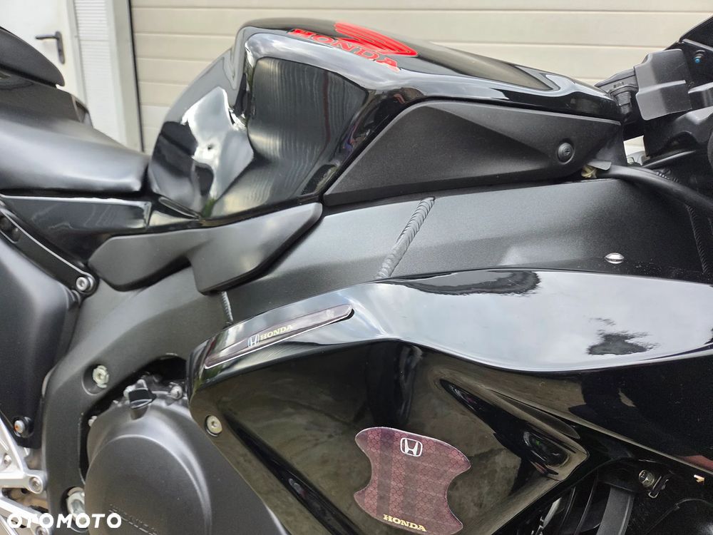 Honda CBR - 16