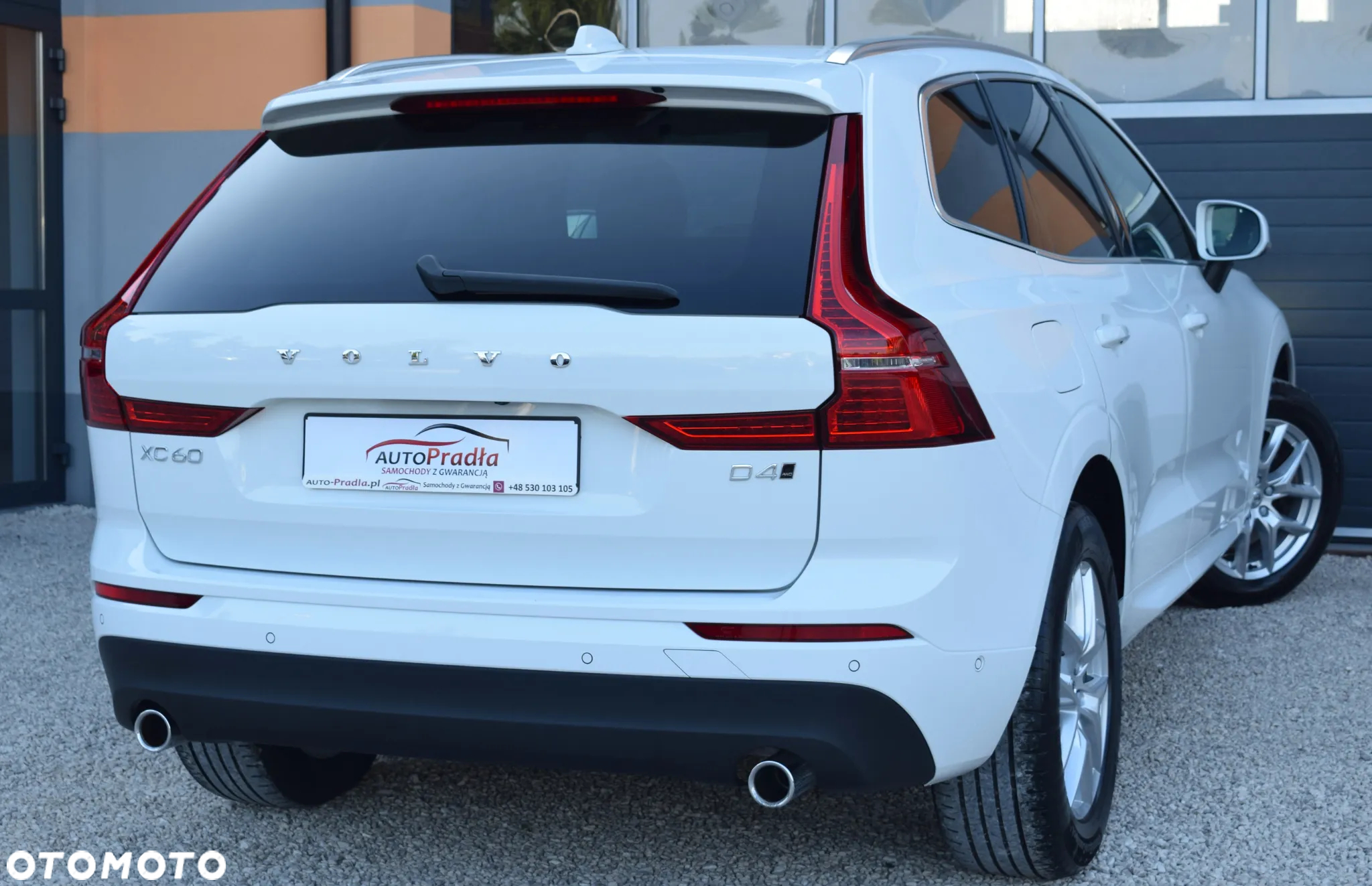 Volvo XC 60 D4 Geartronic Momentum Pro - 15