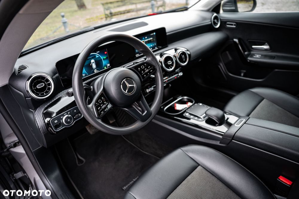 Mercedes-Benz CLA 180 d 7G-DCT Edition 2020 - 9