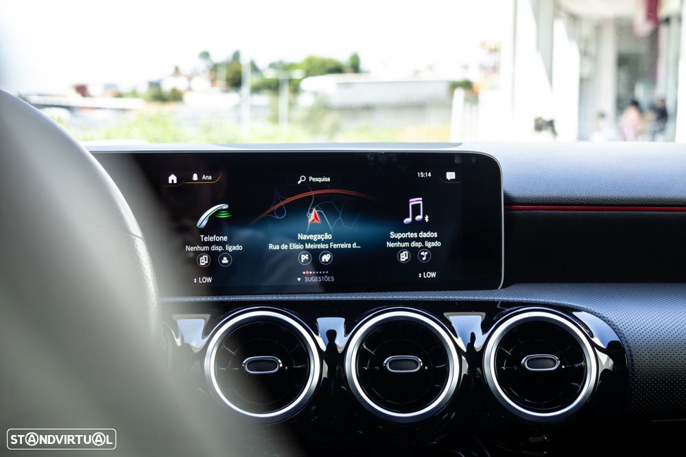 Mercedes-Benz A 180 d AMG Line - 17