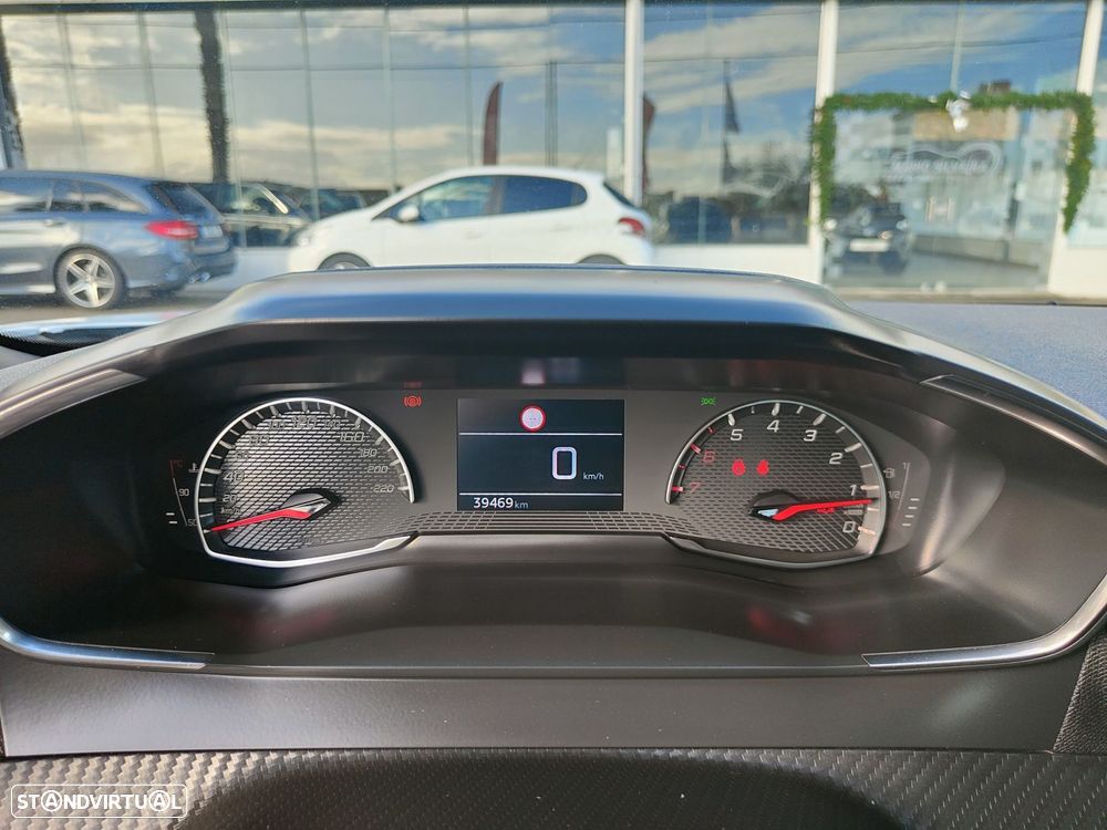 Peugeot 2008 1.2 PureTech Active Pack - 50