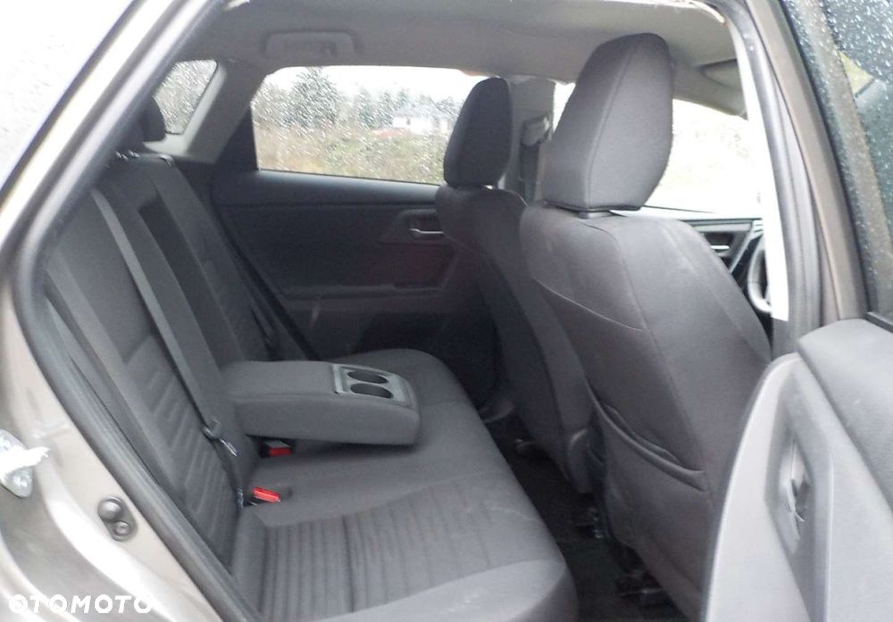 Toyota Auris - 22