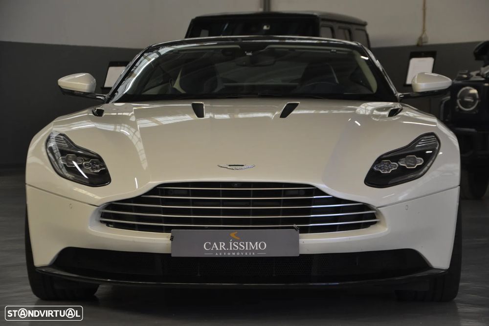 Aston Martin DB11 Coupé V12 Auto - 7