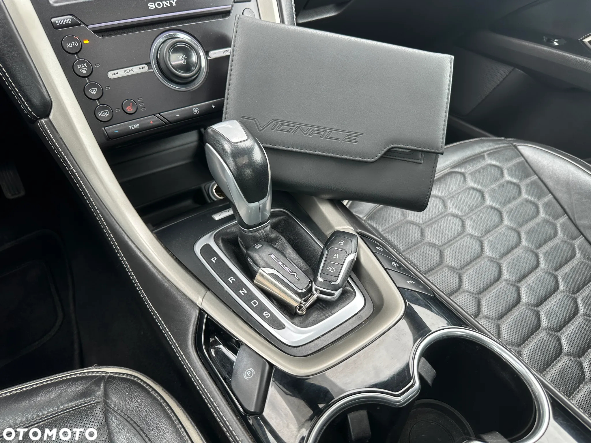 Ford Mondeo Vignale 2.0 TDCi 4WD PowerShift - 35