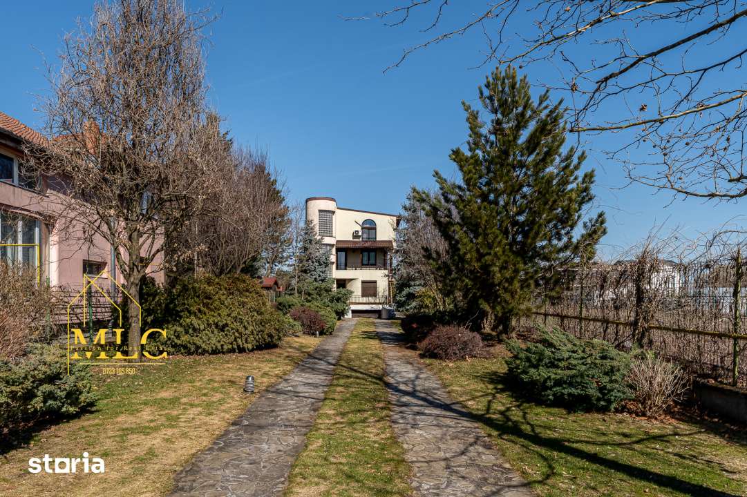 Vila spectaculoasa cu deschidere la lac Snagov | Piscina | Teren tenis - Imagine principală: 4/19