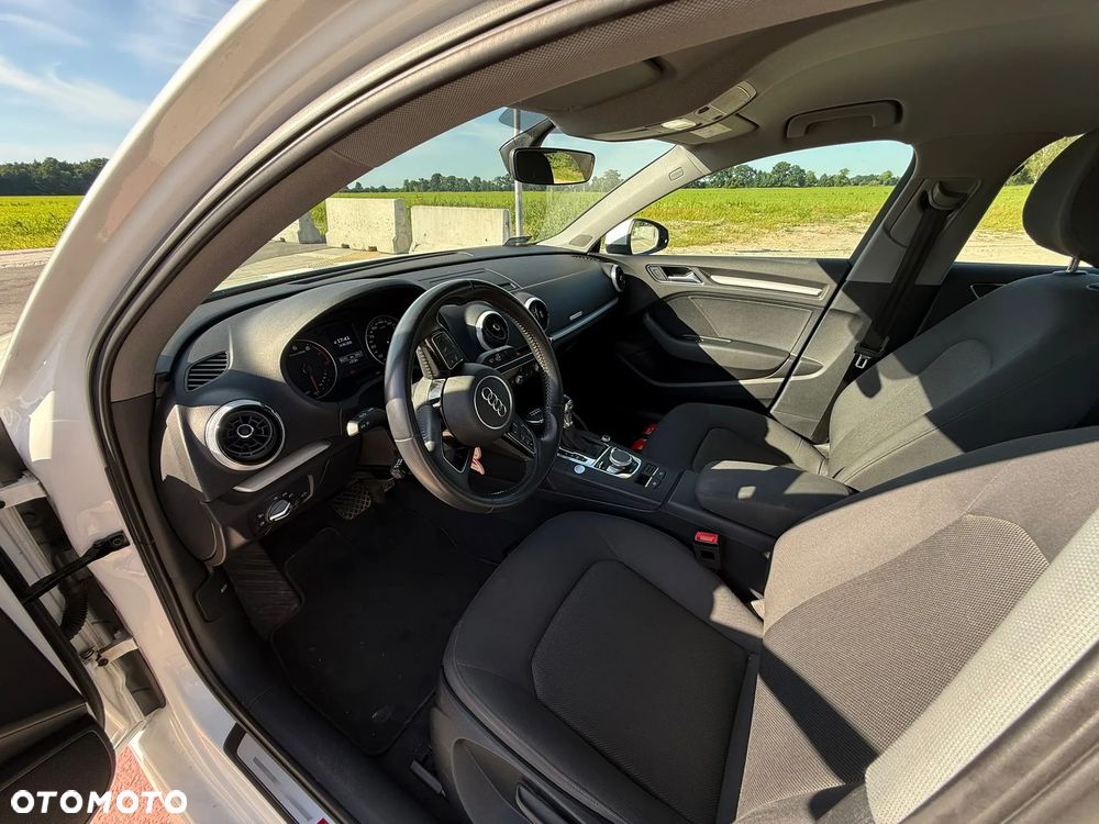 Audi A3 Limousine 35 TFSI S tronic - 36