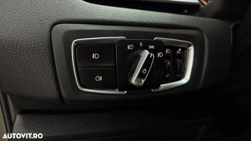 BMW Seria 2 218d - 23