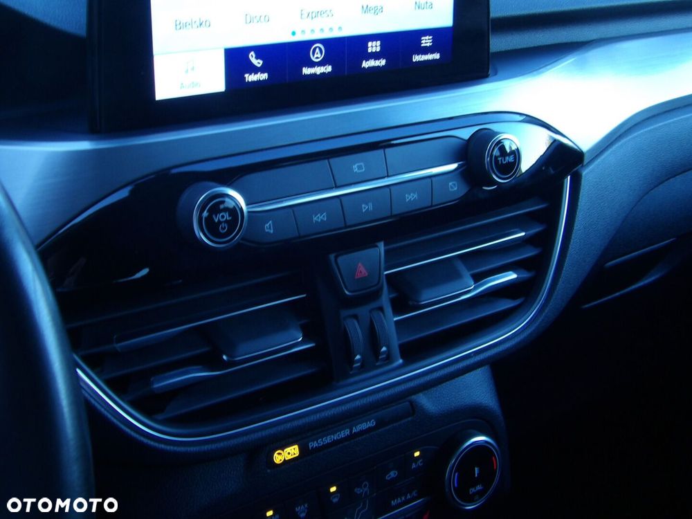 Ford Kuga 1.5 EcoBoost FWD Titanium - 26