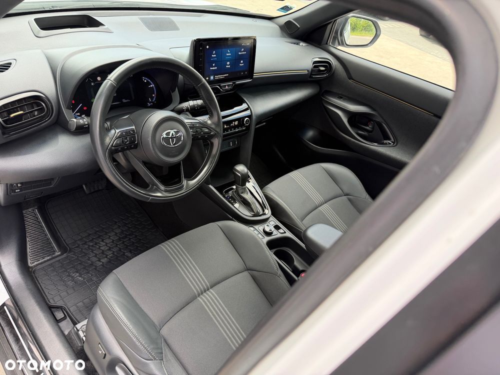 Toyota Yaris Cross 130 1.5 VVT-i AWD-i Style Plus - 9