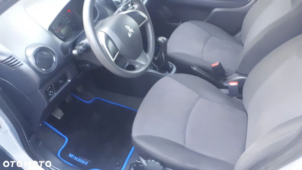 Mitsubishi Space Star 1.0 - 14