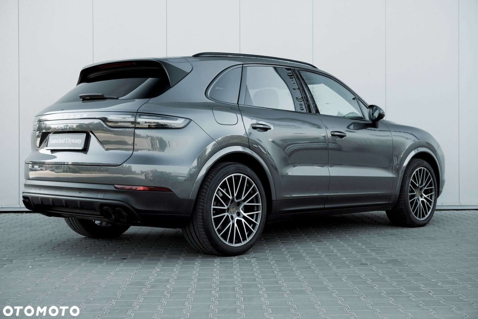 Porsche Cayenne - 7