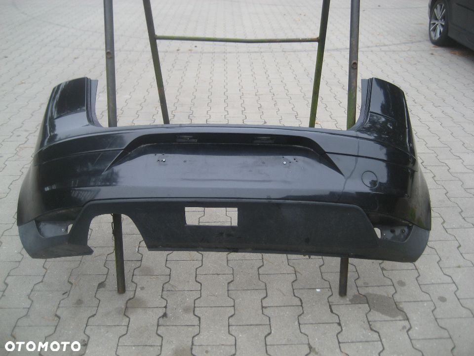 seat altea 04-09r zderzak tył tylni czarny