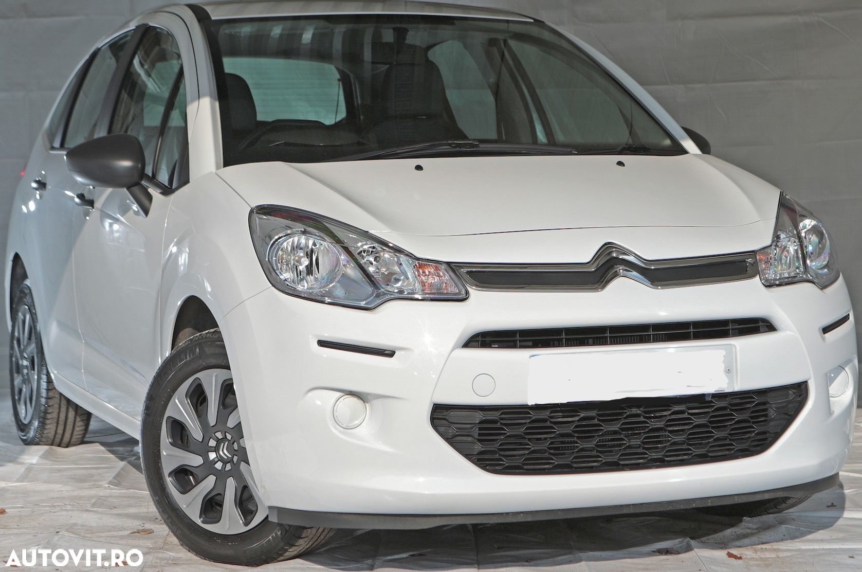 Dezmembram Citroen C 3 din 2013 1,4-1,6 hdi - 1