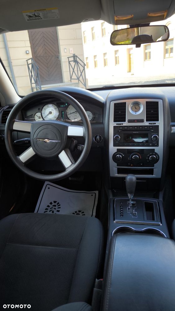 Chrysler 300C 2.7 V6 - 13