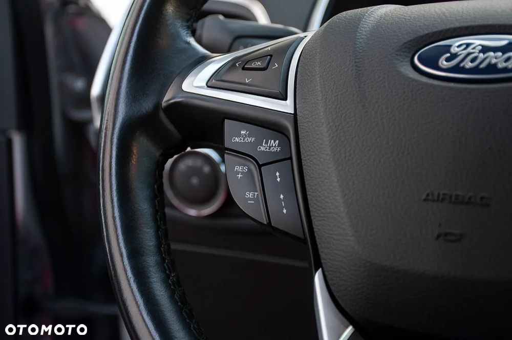Ford S-Max 2.0 EcoBlue Titanium - 17