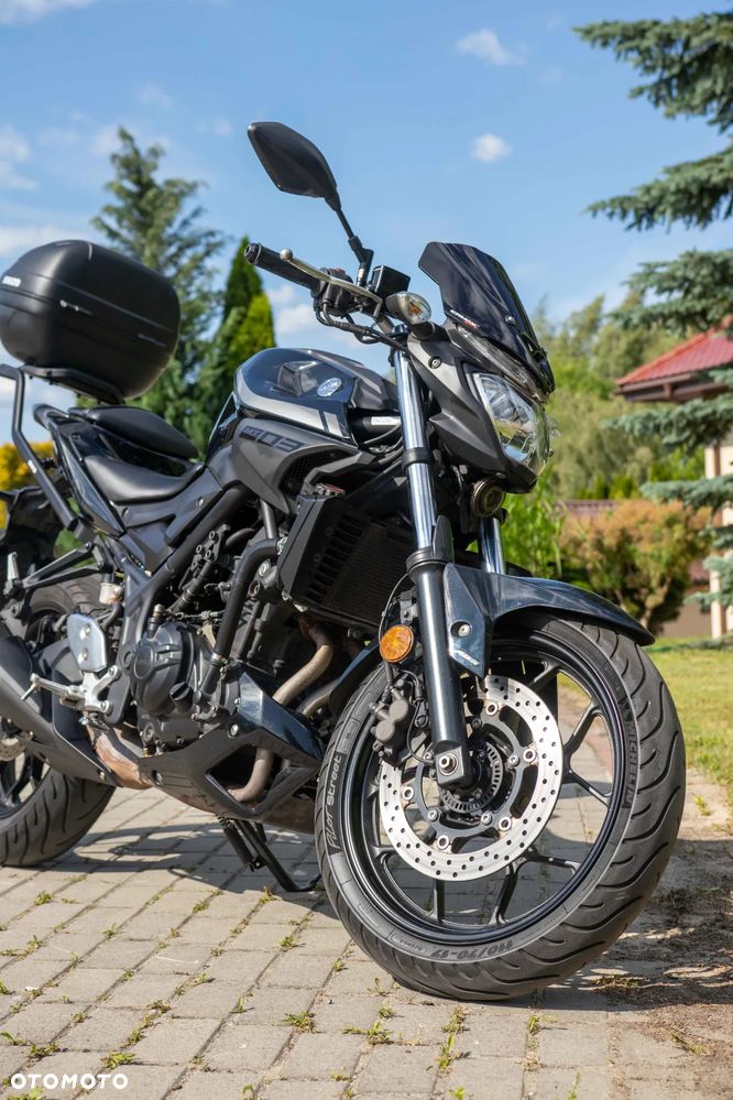 Yamaha MT - 8