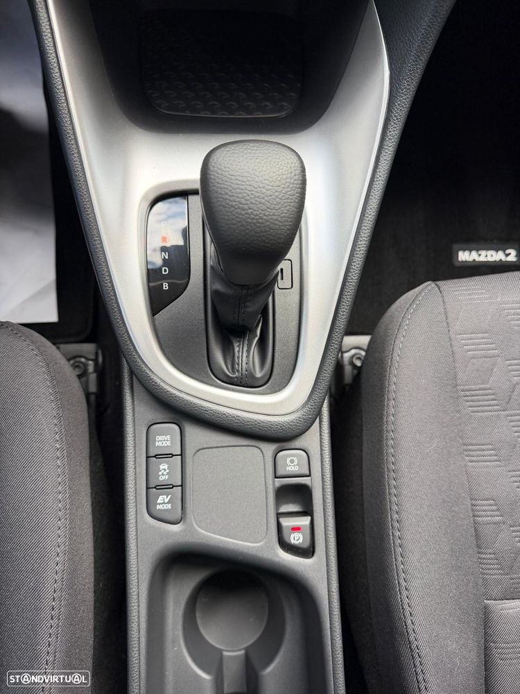 Mazda 2 1.5 L Hybrid VVT-i Centre-Line - 19