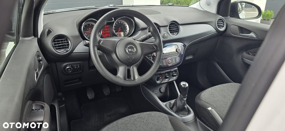 Opel Adam 1.2 - 12