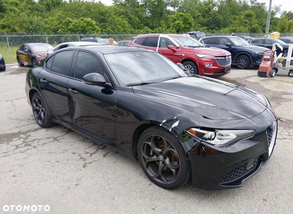 Alfa Romeo Giulia - 3