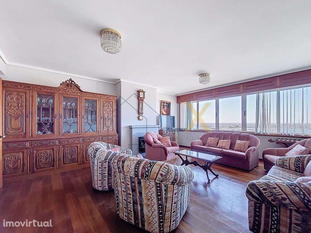 Apartamento T4 no Centro de Aveiro, com garagem fechada!!! - Grande imagem: 2/29