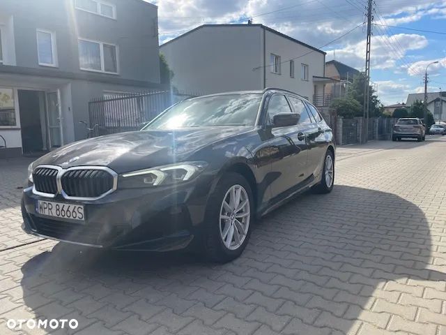 BMW Seria 3 320d xDrive Advantage - 4