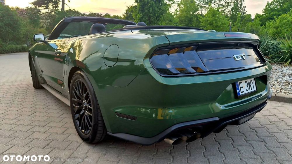 Ford Mustang - 8