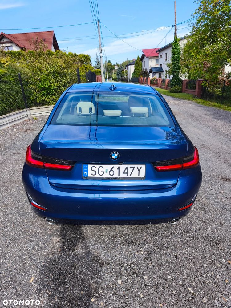 BMW Seria 3 320d xDrive MHEV Luxury Line - 5