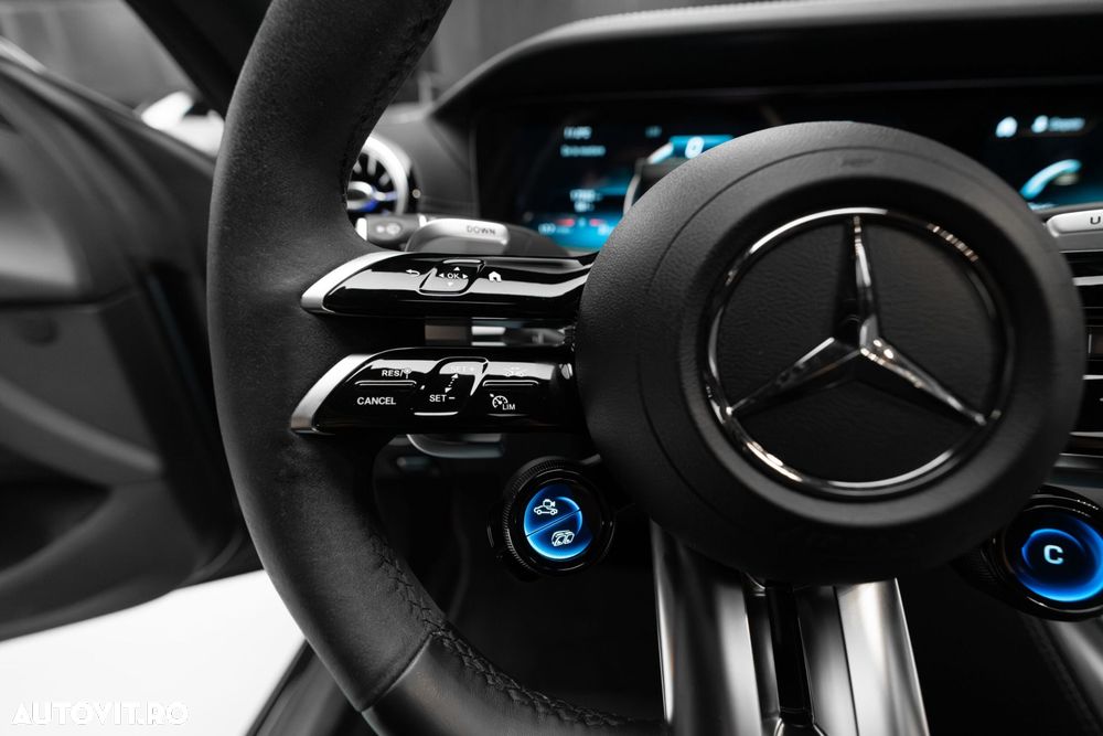 Mercedes-Benz AMG GT 4-door Coupe - 16