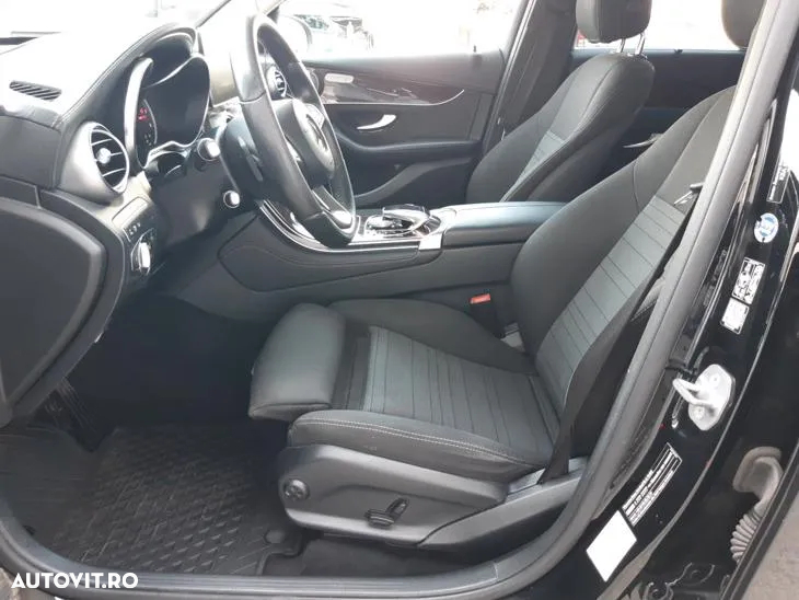 Mercedes-Benz GLC 250 d 4MATIC - 11
