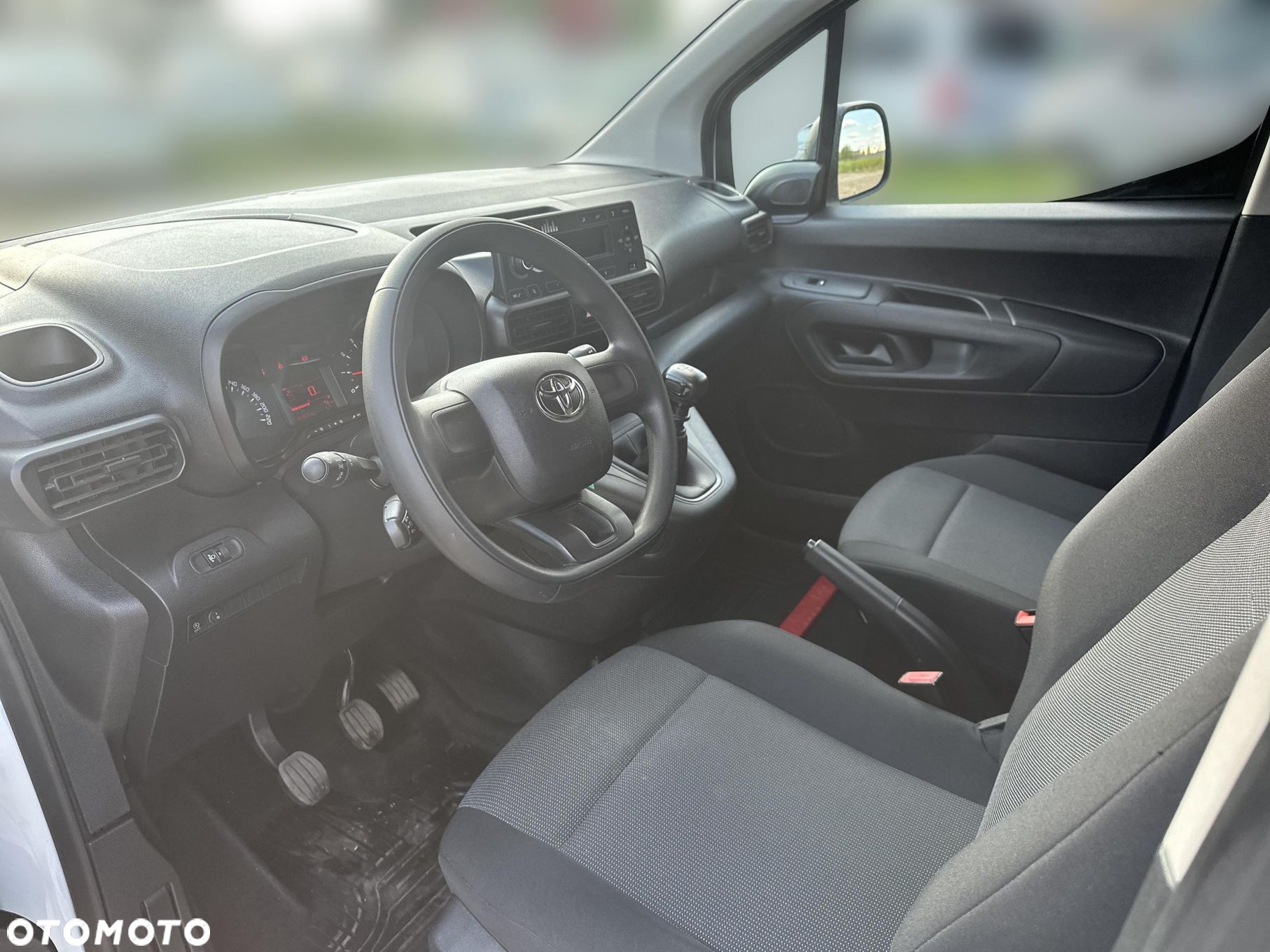 Toyota PROACE CITY - 10