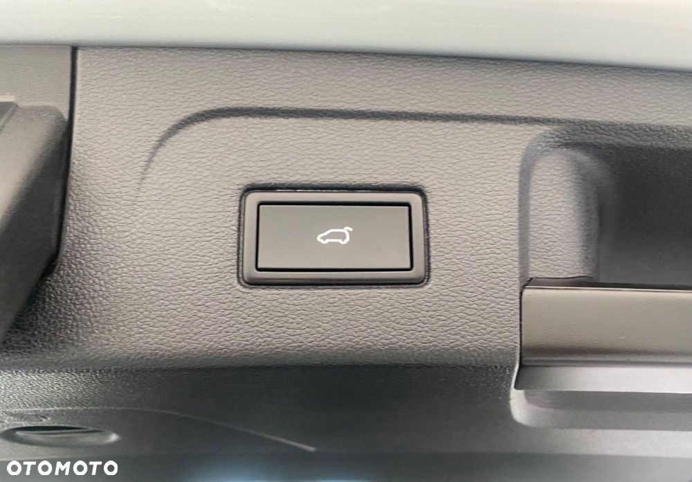 Volkswagen Touran 2.0 TDI SCR Comfortline - 20