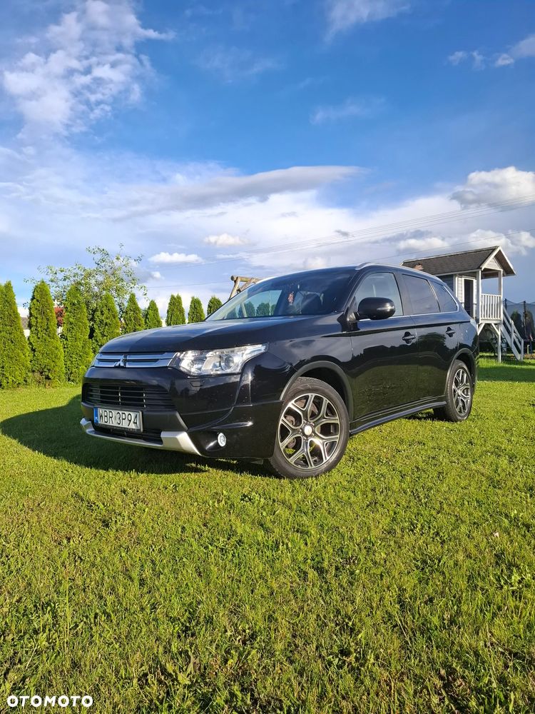 Mitsubishi Outlander 2.2 DID Instyle Navi 4WD - 1