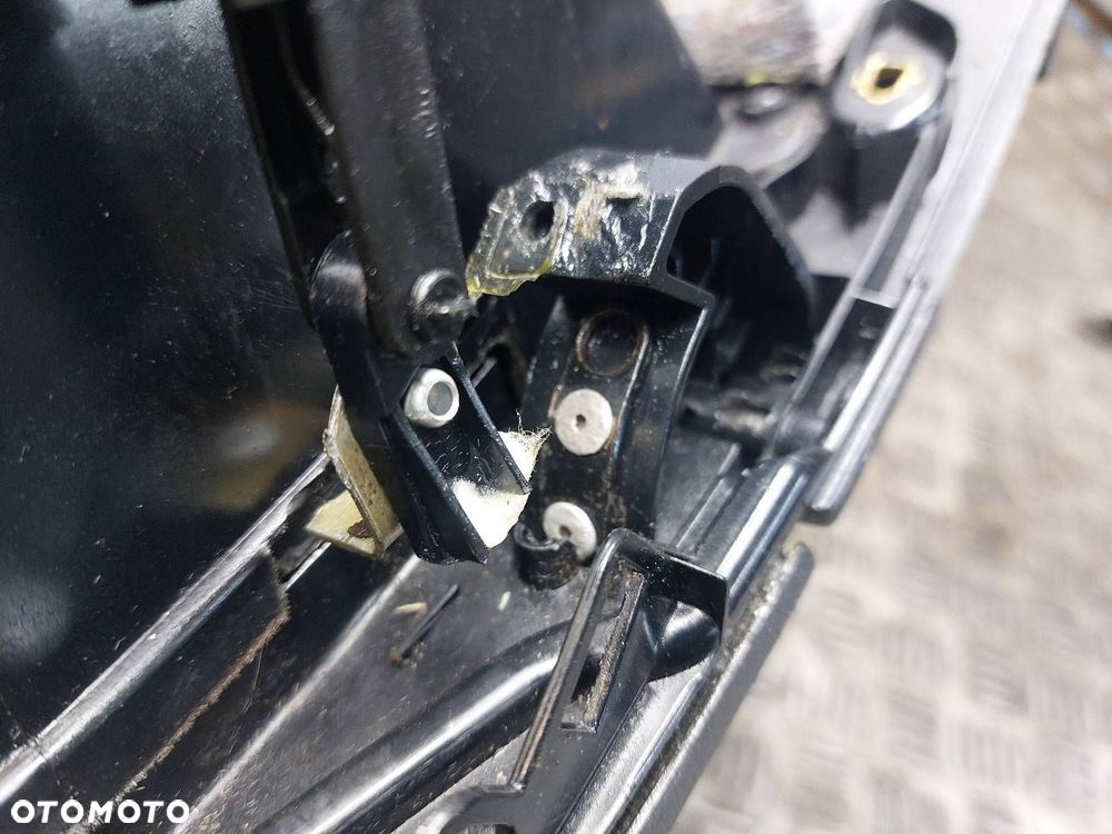 SCHOWEK PASAŻERA AUDI A3 8P 8P1857035G - 7