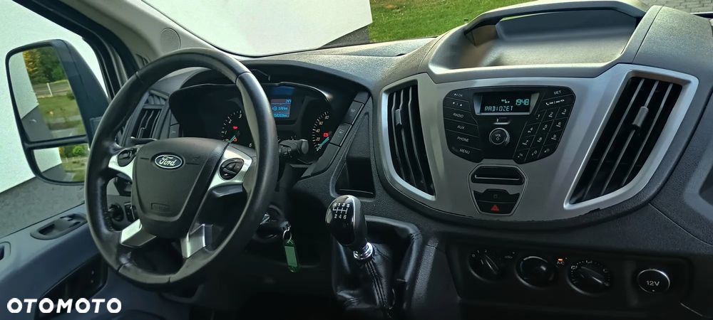 Ford Transit - 17